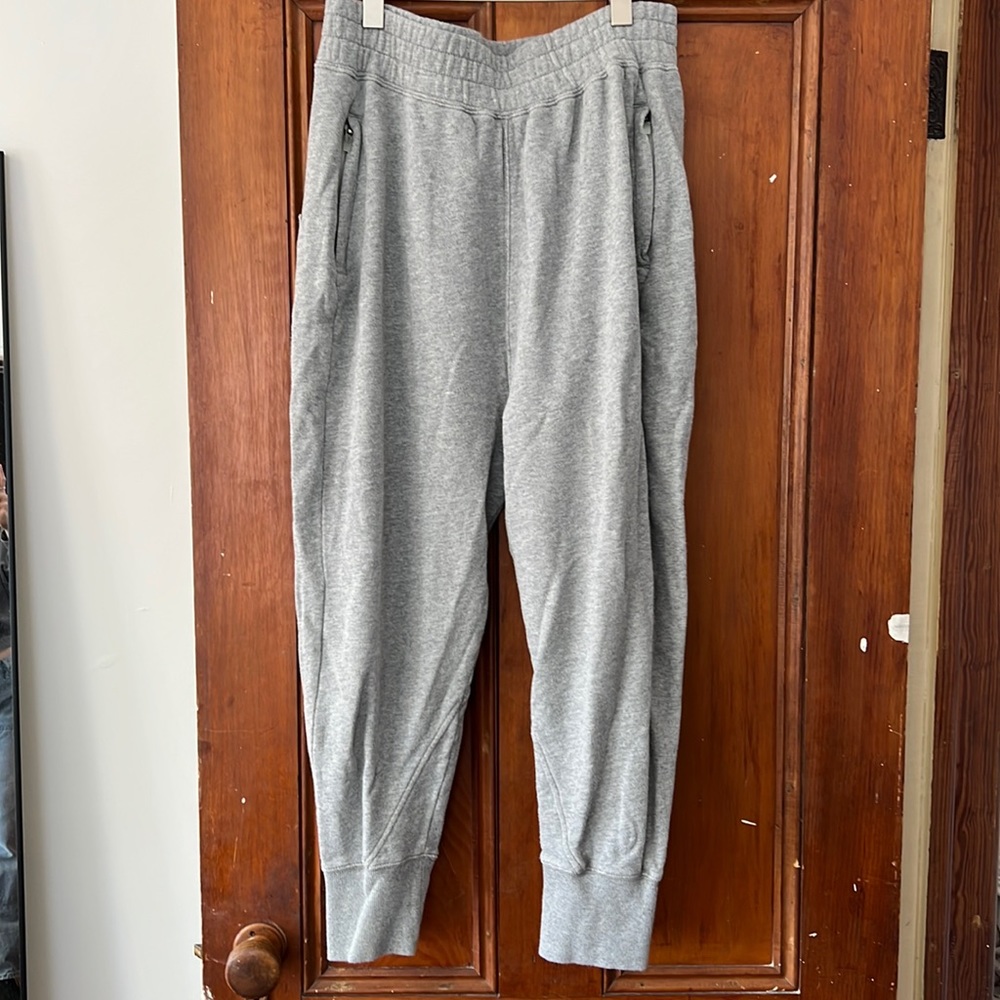 FP movement Joggers